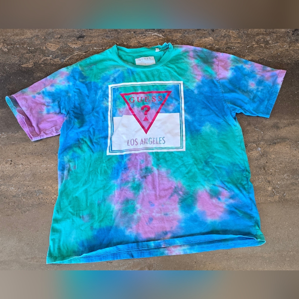 Guess LA Size L Tie Dye T-shirt